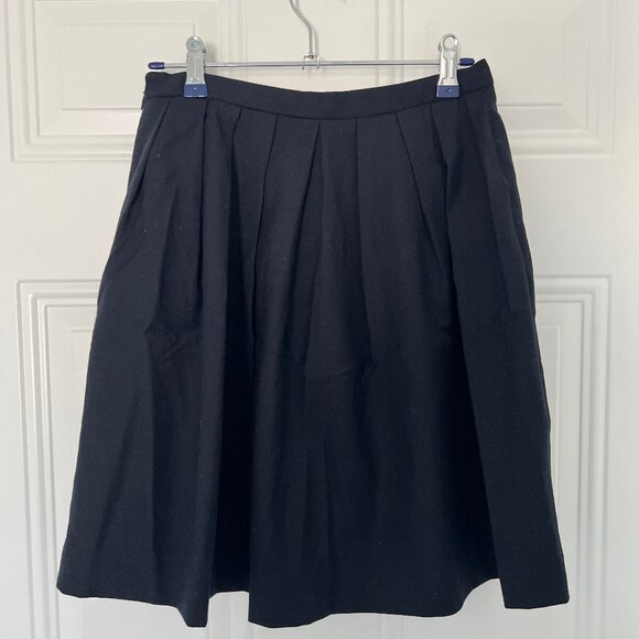 Uniqlo Navy Pleated Wool Skirt - Picture 2 of 2